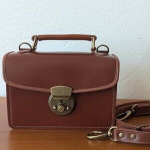 BearaBeara MANJU Small Vintage Crossbody / Shoulder / Handle Bag, color Caramel